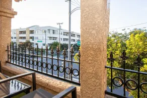 Prime LB home 2 Kings near beach/DT w/ parking - Image 4