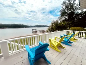 Lake Norman Lakefront Home with Brand New Dock - Image 3