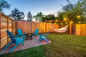 The Eclectic Garden Hideaway:with bonus back house - Image 4