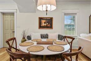 Country Cottage on Kimble - Image 4