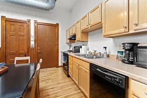 Historic Downtown Apt, Algoma Suites #5 - Sleeps 5 - Image 5