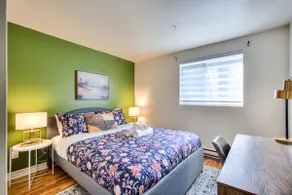 Lovely & Spacious 2BR in MTL! Free 2 Parking Spots - Image 2