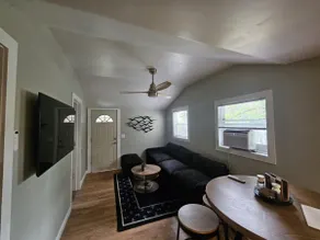 Lake view Serenity: A Cozy Escape - Image 3