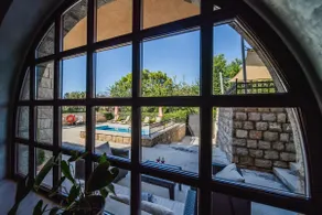 Villa Franica Dubrovnik, City Beach Villa with Pool and Sea View - Image 5