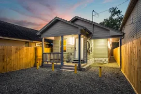 HTX Ultra Chiic Suite #1 - Image 5