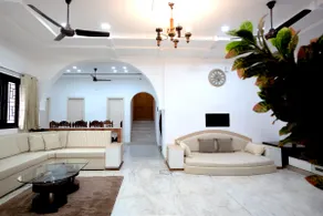 The Lavish Affair - Image 4