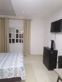 Beautiful Furnished Studio Apartment for Two. - Image 3