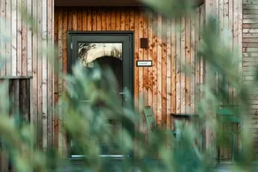 'Calcaire' vineyard cabin with air-conditioning - Image 2