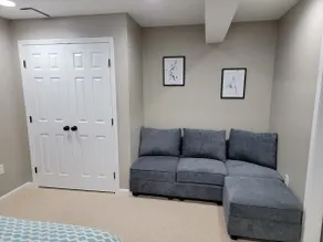 Quaint & Cozy Hideaway - Image 3