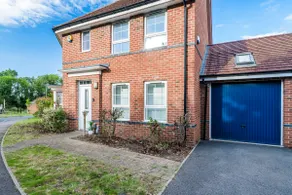 Argus Hse Contractor Relocator Families Free Parking Industrial Area - Image 4