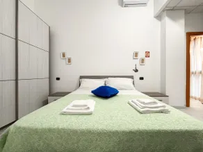 Modern and quiet loft, 10 minutes from Milan - Image 2
