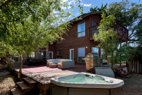 Hot Tub~Game Room~ Kid-Friendly~Grill~Large Deck - Image 4