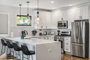 NEW! Large/Beautiful Home with 6BDS/4BTH + Garage! - Image 3