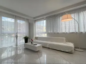 Luxury Apartment 200 sqm, 4 BR, 1 Garage Included - Image 2