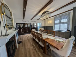 A historic Pub with a modern twist - The Greyhound - Image 4