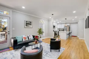 Modern Family Comfort near DC: 4 Suites, Game Loft - Image 2