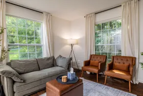 Comfy Duplex w 2 Kings Sofa Bed - Image 2