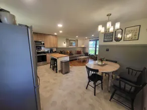 The Groveland Cottage - Image 4