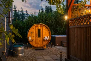 Sauna, Hot Tub, Cold plunge steps from Golf/Lounge - Image 4
