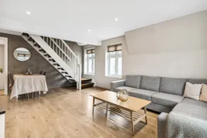 Stylish & Bright Penthouse - Office - Sentral - Image 3