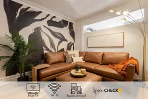 Zena Habitat | Boho-Chic | Wifi | Parking | AC Desk - Image 2