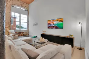 Huge Loft Retreat | Arts District | Near DT GVL! - Image 4
