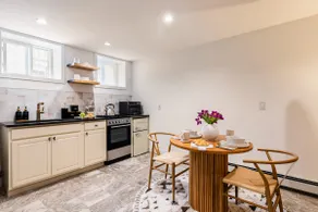 Cozy & Comfortable Studio in Charming Brooklyn - Image 4