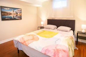 Charming 1BR Apt with Private Entrance & Parking - Image 3