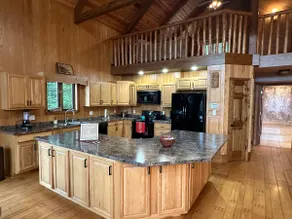 Peaceful Meadow Retreat - Image 4