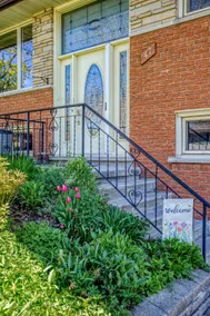 Bright & Modern 1 bedroom unit! - Image 2