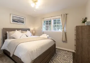 Perfect 4BR3BA Family Retreat*KingBeds*I-85/I-285 - Image 5