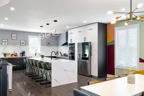 Rooftop Deck with City Views | BBQ Grill & Parking - Image 2
