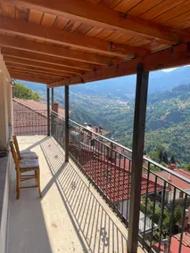 Kostis Central Loft - Image 4