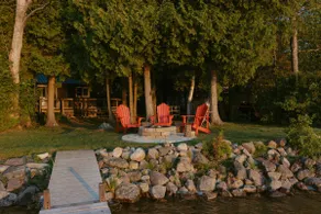 Couples cabin disconnect on Boat Lake pet friendly - Image 4