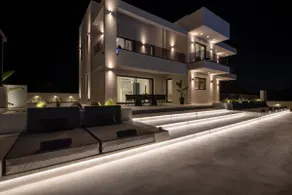 LeEva Oasis Villa - Image 5