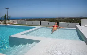 LeEva Oasis Villa - Image 2