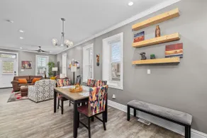 Spacious Family Friendly w/Crib & Secured Parking - Image 3