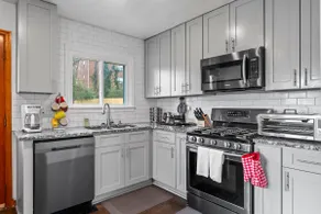 Hapeville Hideaway • Spacious 3BR • Near ATL - Image 2