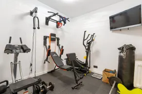 Your home in BCN, Office & Gym & Free Parking - Image 4