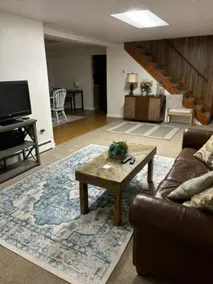 Peaceful 2 BR close to BHS - Image 2