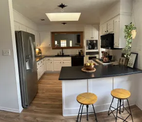 Updated 3 bed/2 bath | King suite in great area! - Image 2