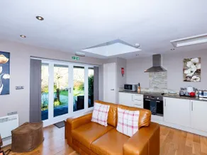 Apartment on farmland with views Garden Suite 2 - Image 2