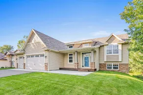 Open Concept Oasis Near NSC | Hot Tub | Ping Pong - Image 5