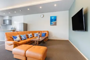 Maximum 13 people/BBQ available/Parking for 5 cars/Family-friendly/Perfect for sightseeing in the north! - Image 5