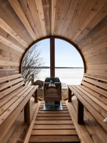 Beautiful Beachfront Home/Sauna on Crystal Lake - Image 4