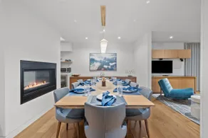 Lux Villa: Heated Pool, Sauna, Downtown - Image 2