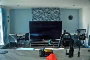 Modern Beachfront Apartment - Image 5