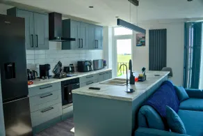 Modern Beachfront Apartment - Image 3