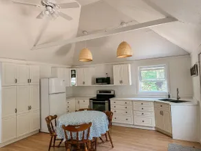 Amberley Beach lakefront cottage - Lake Huron - Image 5