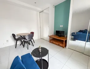 Modern & spacious - Fast Wi-Fi - Image 5